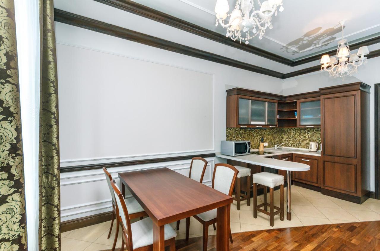 Vip Apartment. Kreshatik, Maidan Nezavisimosti. Kiev Dış mekan fotoğraf