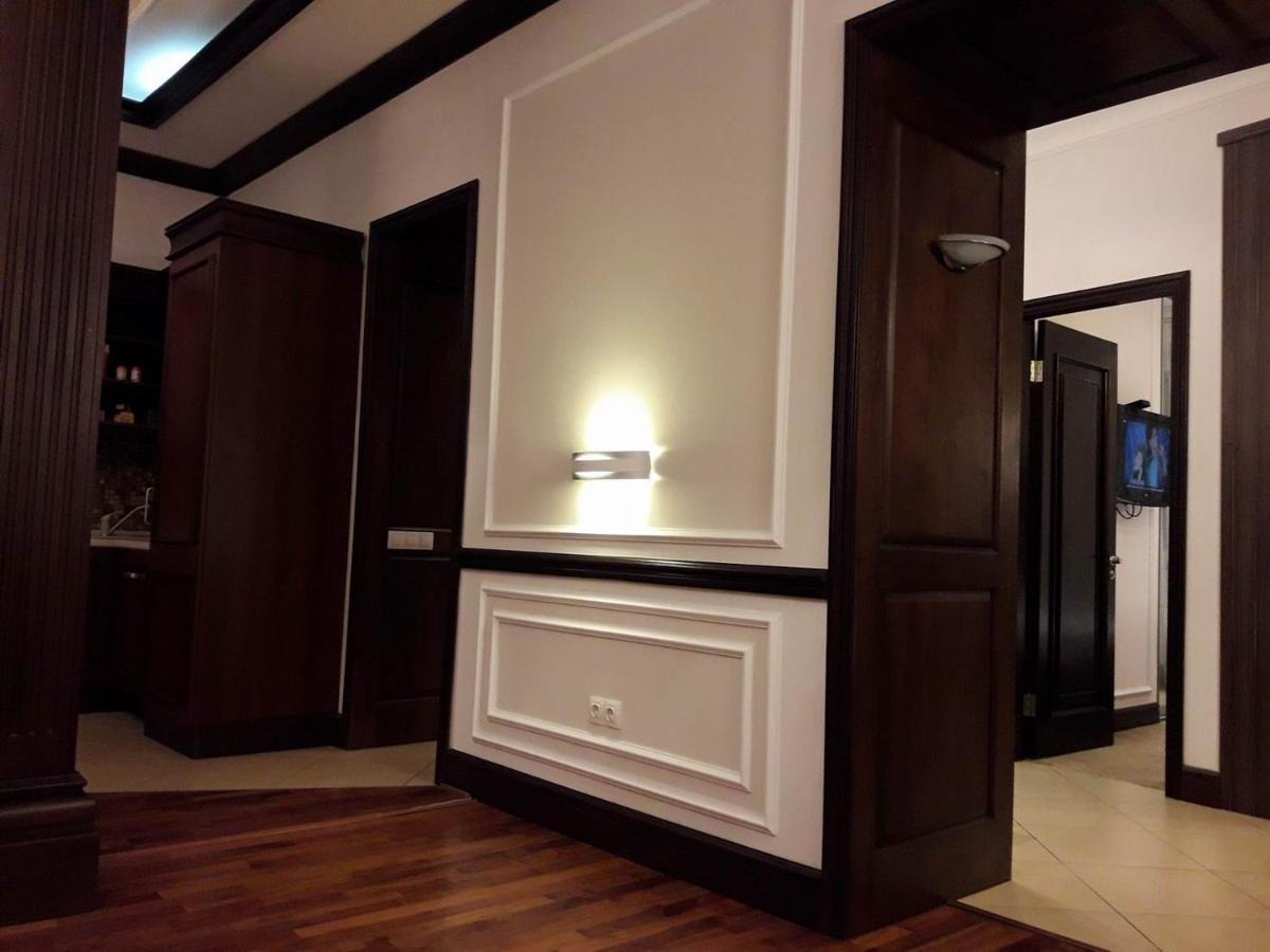 Vip Apartment. Kreshatik, Maidan Nezavisimosti. Kiev Dış mekan fotoğraf