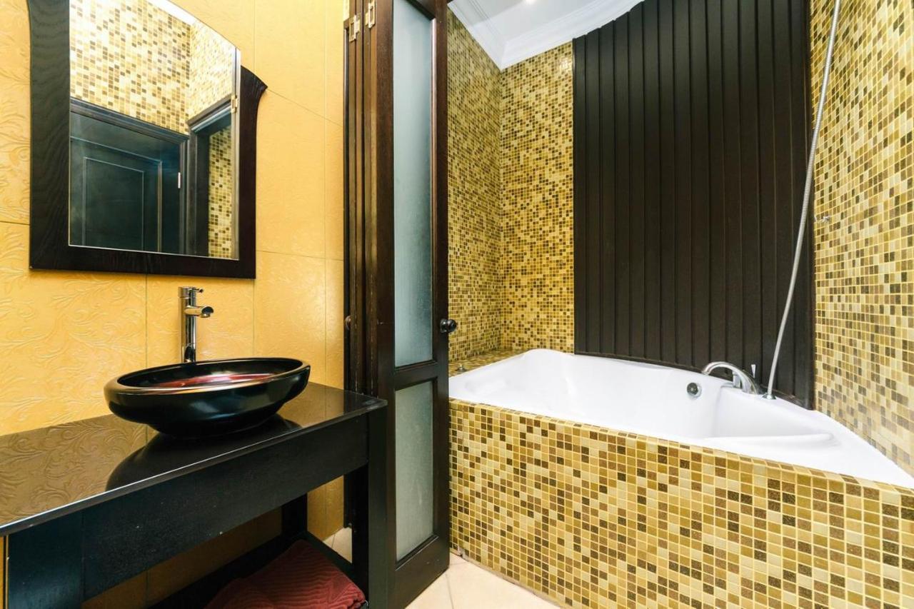 Vip Apartment. Kreshatik, Maidan Nezavisimosti. Kiev Dış mekan fotoğraf